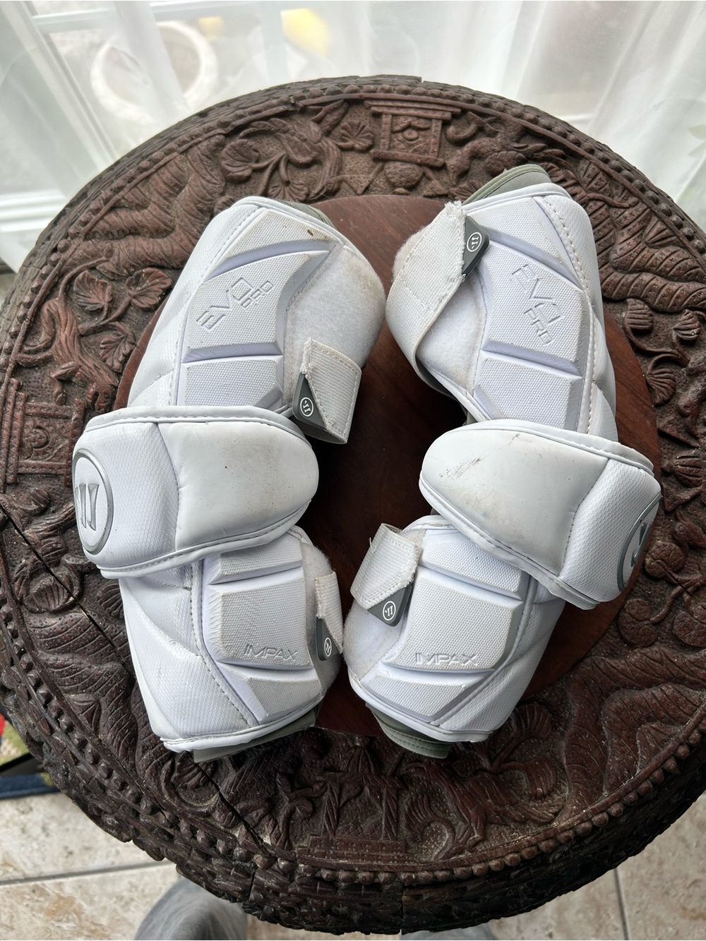 Warrior EVO Pro Lacrosse Arm Guards EPAG19 White Medium M IMPAX Pads